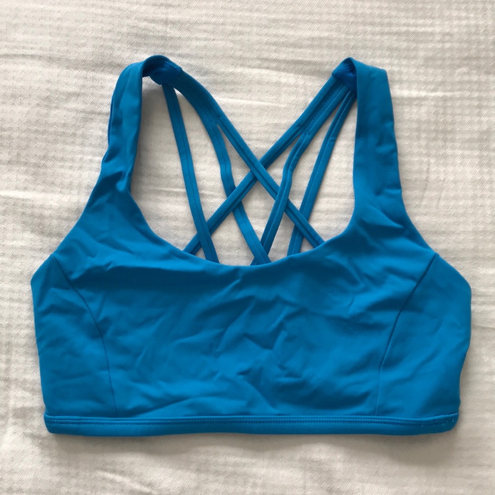 EUC Lululemon criss cross bra